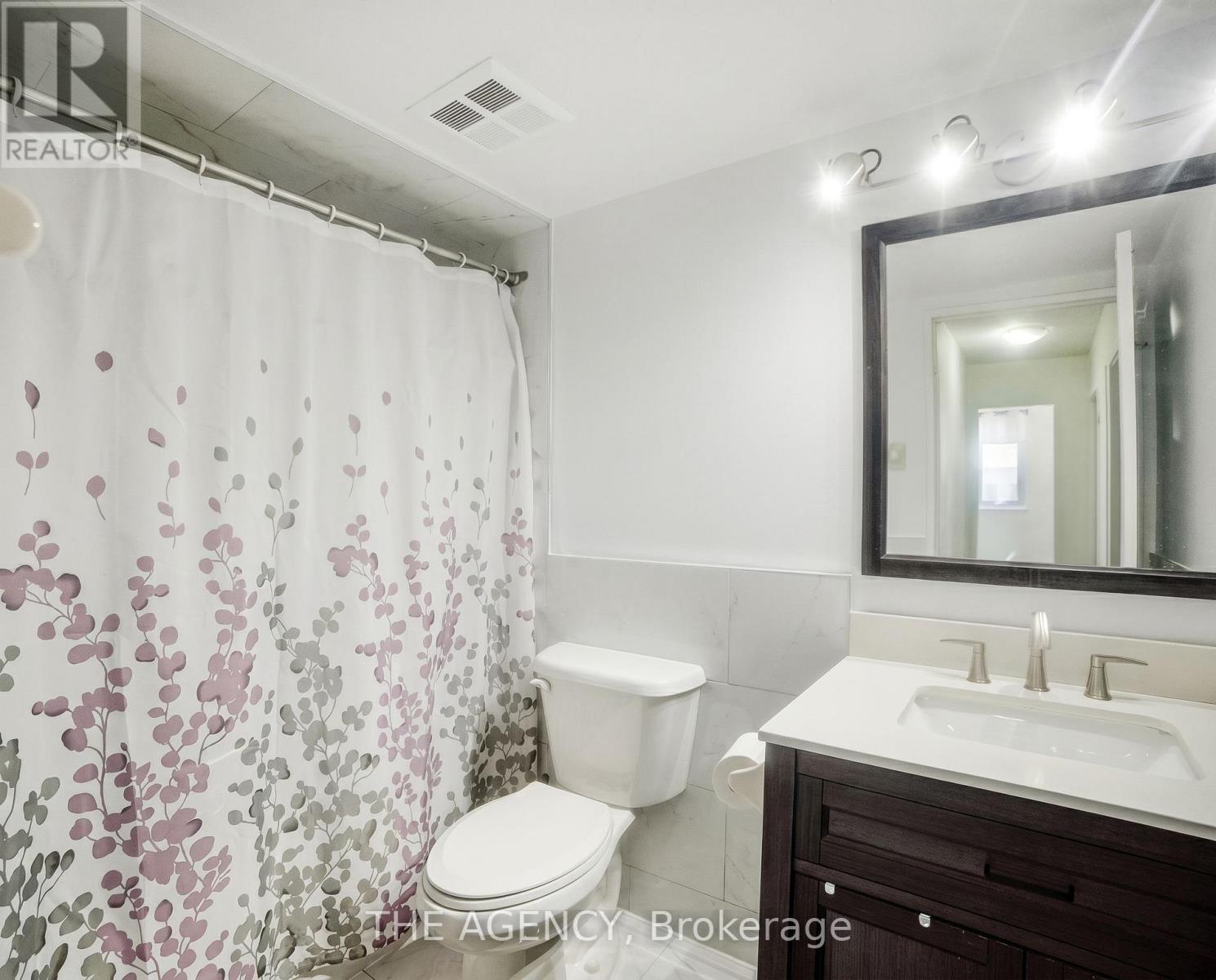 #904 15 SEWELLS ROAD - 16