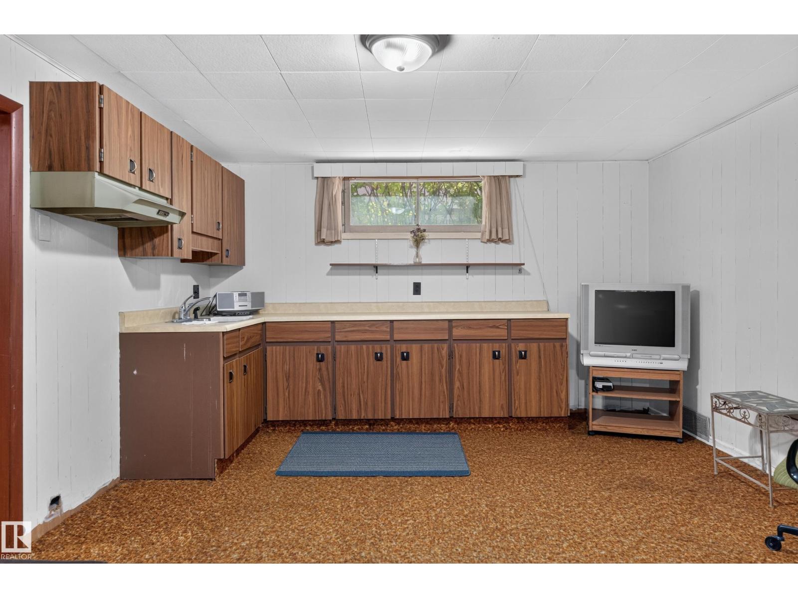 13636 122 AV NW - 28