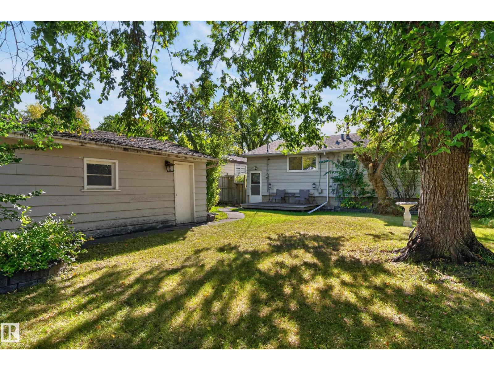 13636 122 AV NW - Image 35