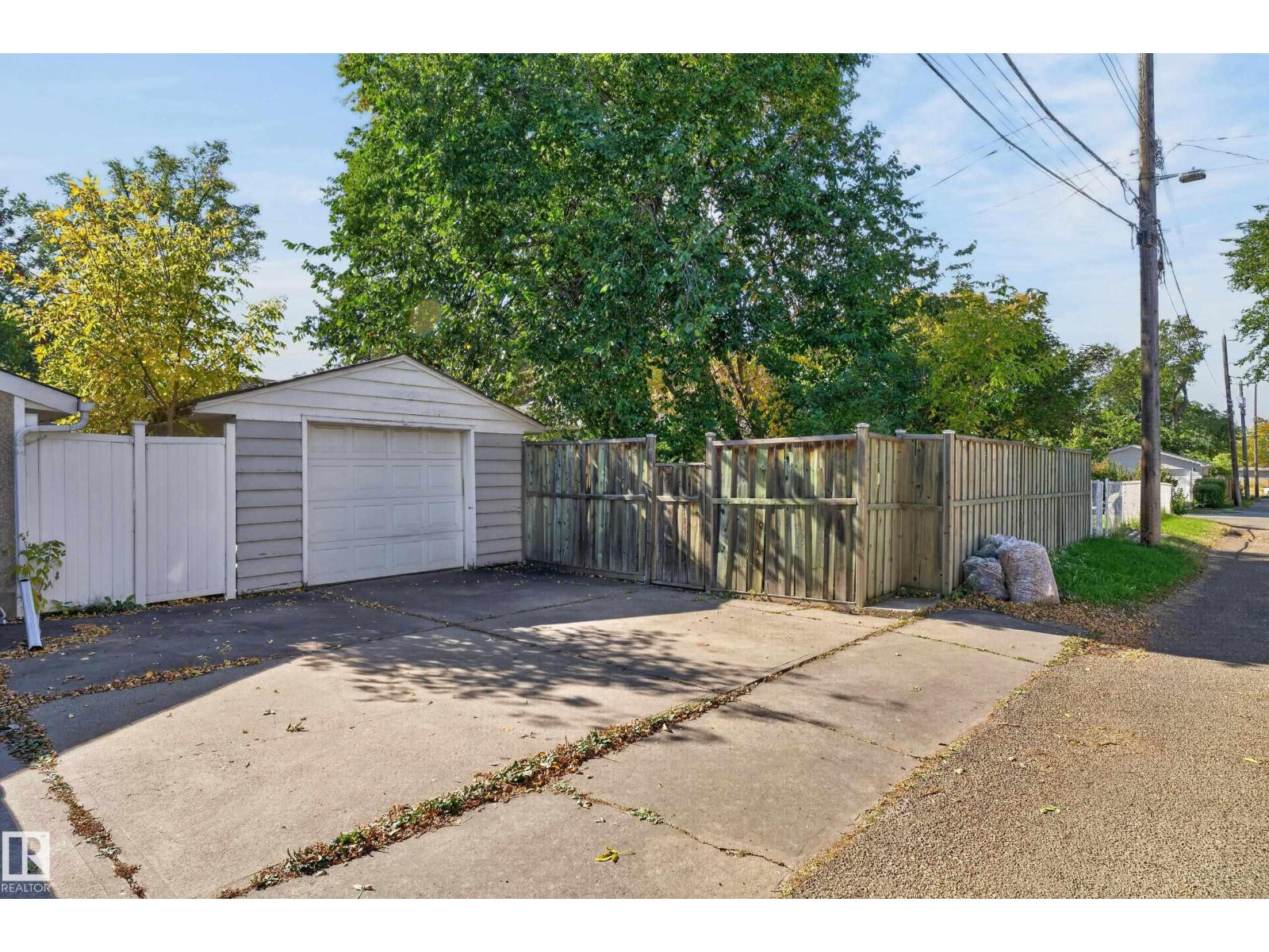13636 122 AV NW - 41