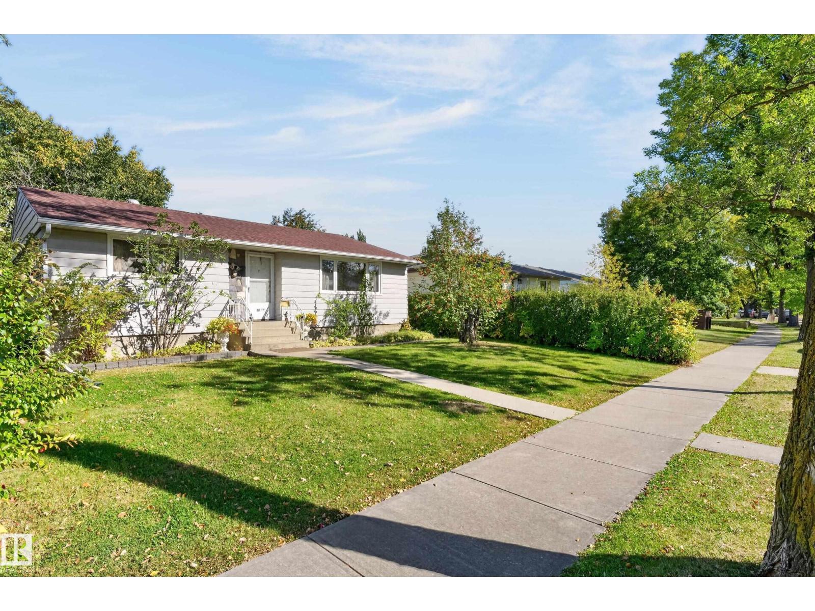 13636 122 AV NW - 42