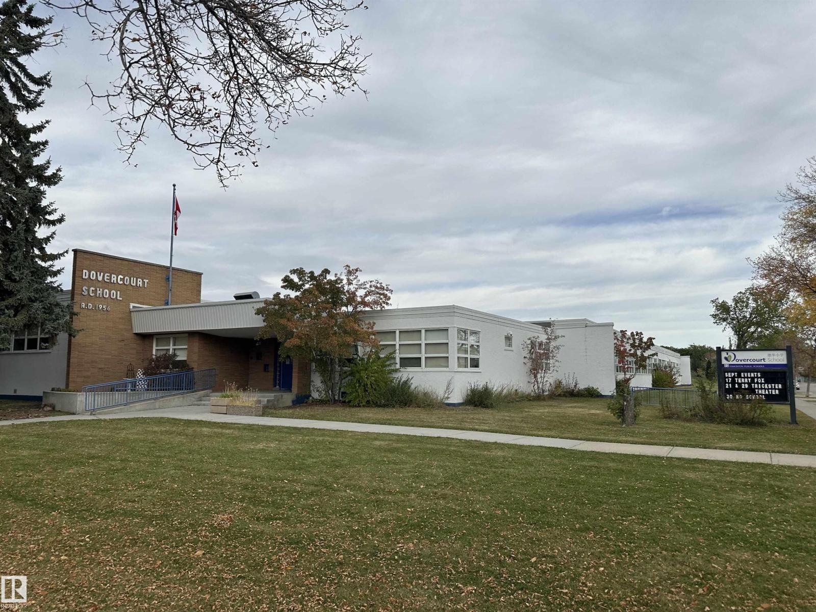 13636 122 AV NW - 43