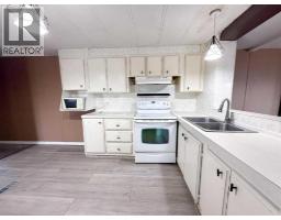 42, 5800 46 Street, Olds, AB T4H1G8 Photo 8
