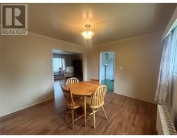 3 Willow Street thumbnail 16