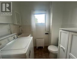 3 Willow Street thumbnail 25