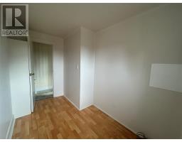 3 Willow Street thumbnail 35
