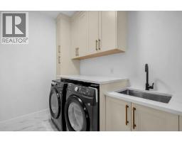 2437 52 Avenue Sw, Calgary, AB T3E1K5 Photo 26