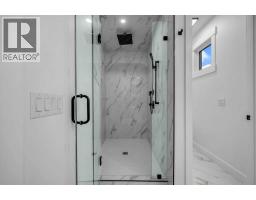2437 52 Avenue Sw, Calgary, AB T3E1K5 Photo 24