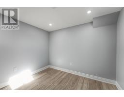 Lower - 17 Turley Way, Essa, ON L3W0L8 Photo 8