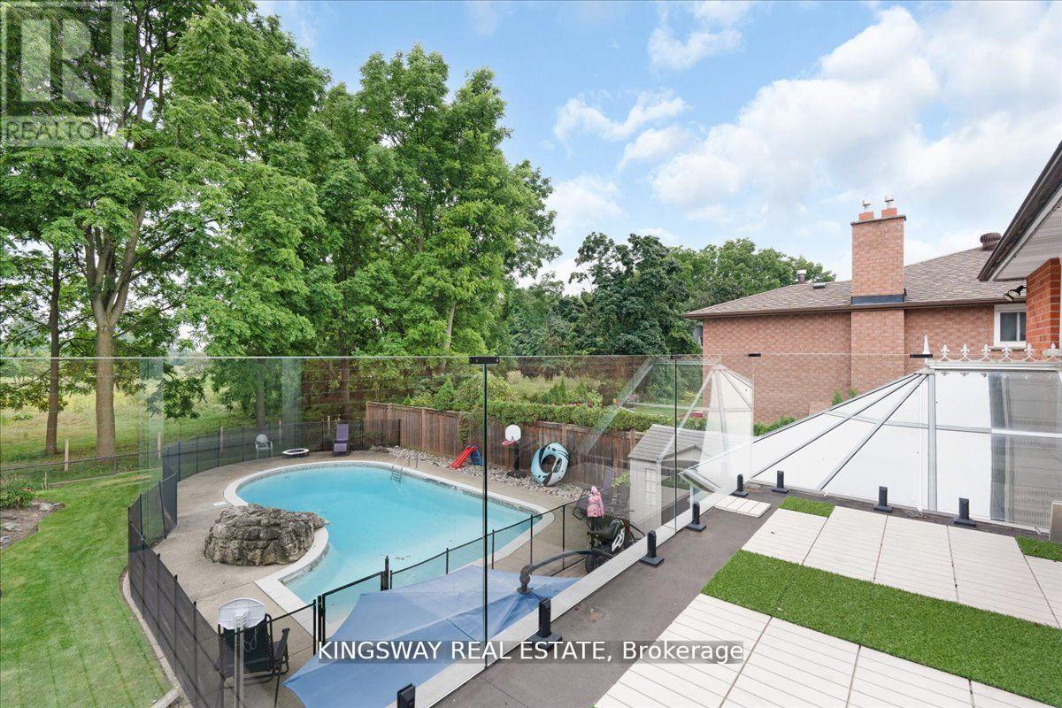 265 WYCLIFFE AVENUE - 17