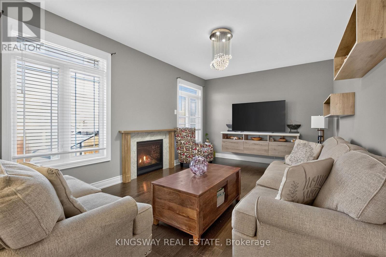 949 LANGFORD BOULEVARD, Bradford West Gwillimbury (Bradford) — photo 9