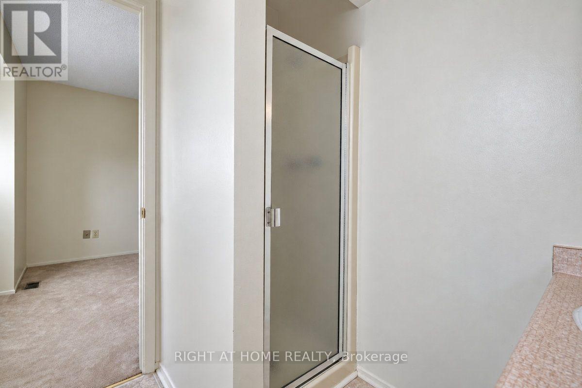 #33 23 LIGHTFOOT PLACE - Image 25