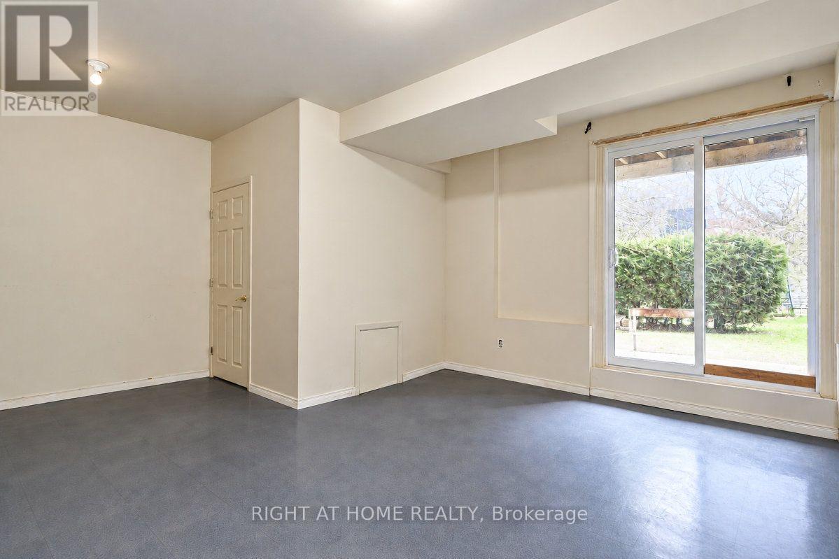 #33 23 LIGHTFOOT PLACE - Image 31