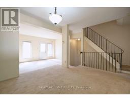 33 - 23 Lightfoot Place, Ottawa, ON K2L3M6 Photo 13