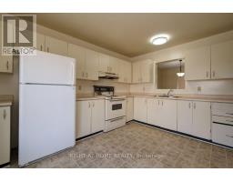 33 - 23 Lightfoot Place, Ottawa, ON K2L3M6 Photo 17
