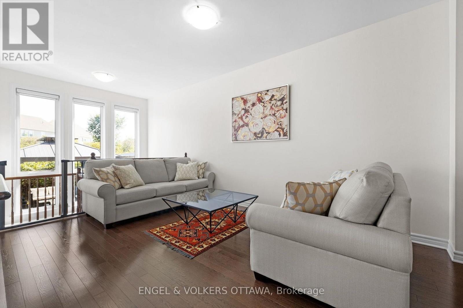 280 WOOD ACRES GROVE, Ottawa — photo 10