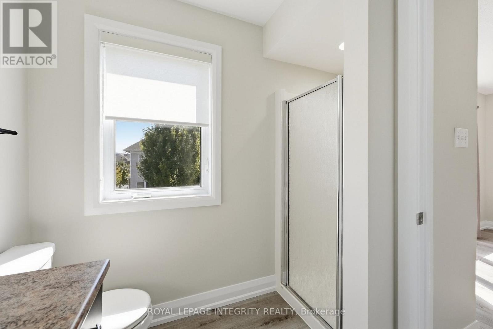 354 SELENE WAY - Image 26