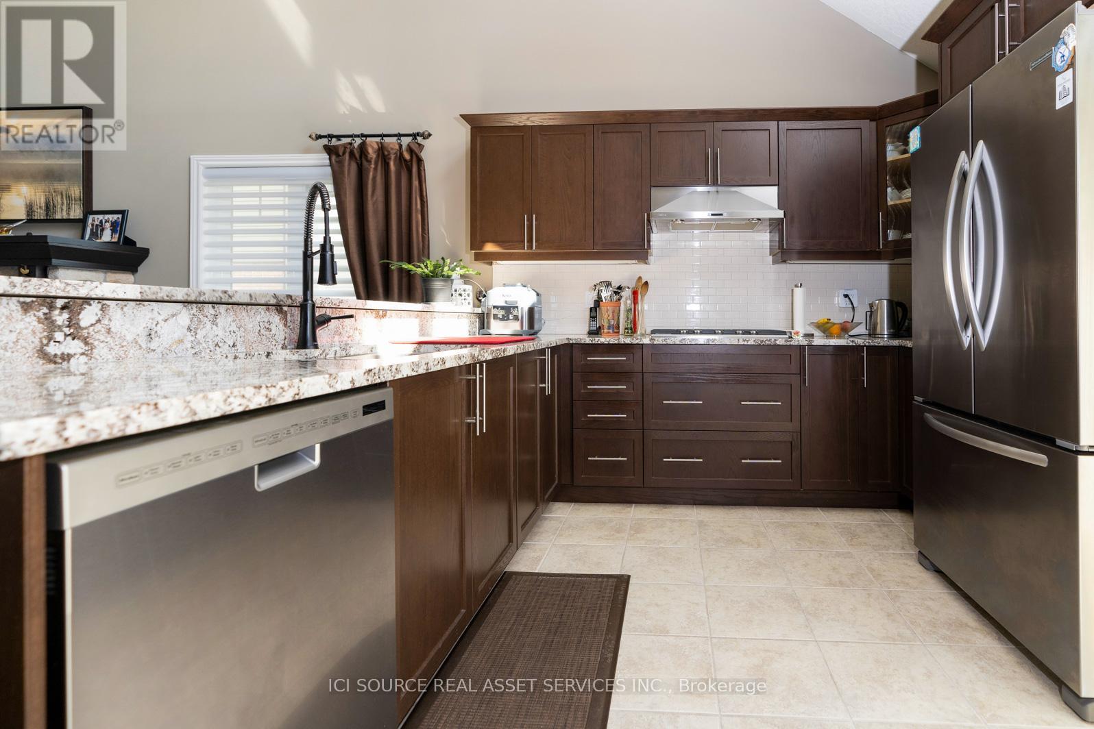 87 CONSERVATION WAY, Collingwood — photo 8