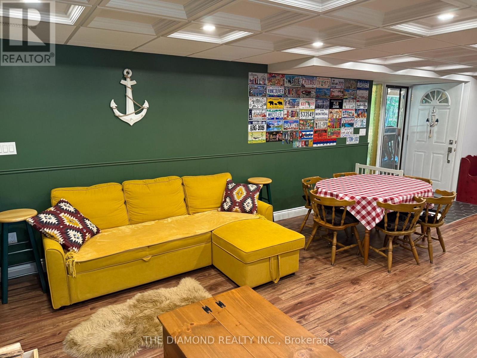 177 MOREAU PARKWAY - Image 18