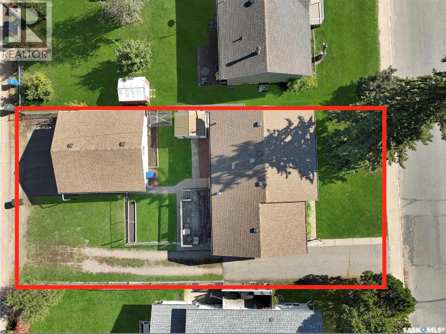 384 28th STREET W - Image 43