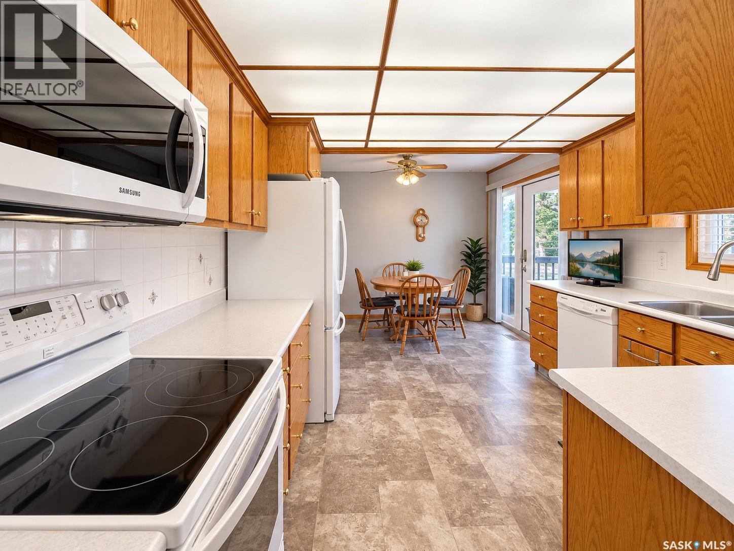 384 28th STREET W - 5