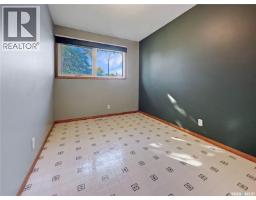 384 28th Street W, Prince Albert, SK S6V4S9 Photo 15