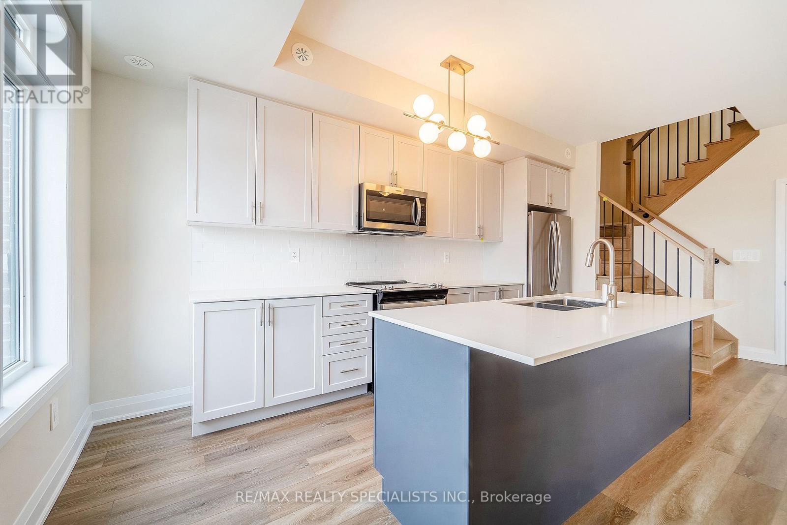 110 - 1577 ROSE WAY, Milton (CB Cobban) — photo 5
