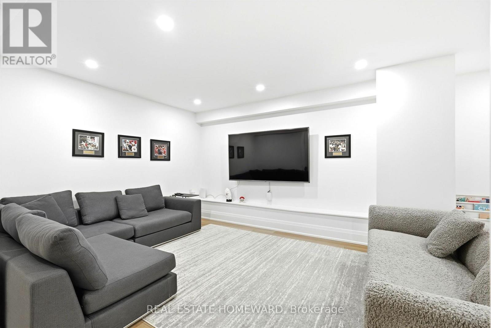 234 Pearson Avenue — photo 33