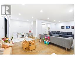 234 Pearson Avenue, Toronto, ON M6R1G7 Photo 34