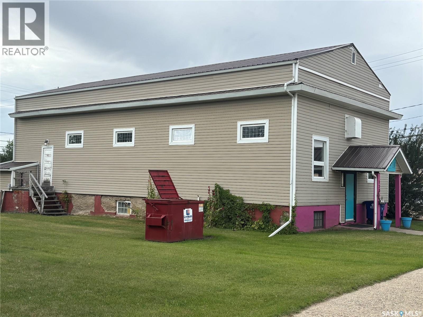 120 3RD AVENUE E, Unity — photo 2