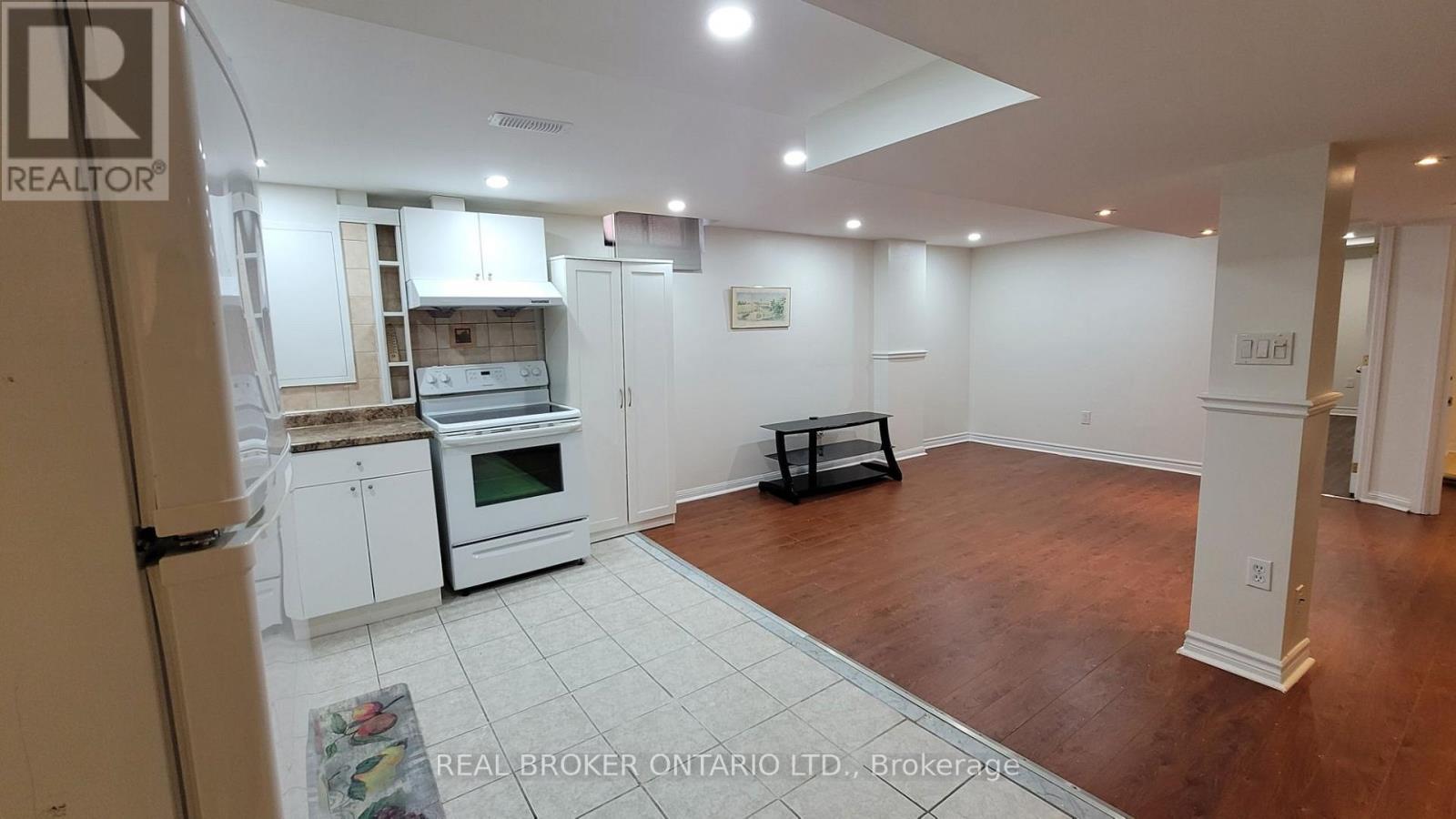 BSMT - 3298 CAMBOURNE CRESCENT, Mississauga (Meadowvale) — photo 10