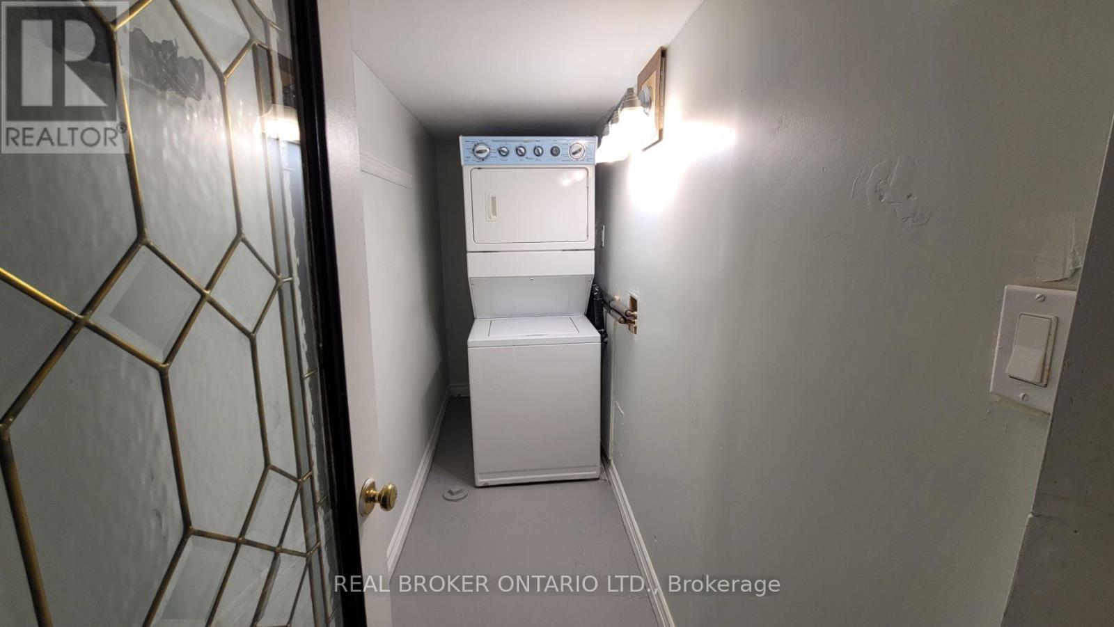 BSMT - 3298 CAMBOURNE CRESCENT, Mississauga (Meadowvale) — photo 8