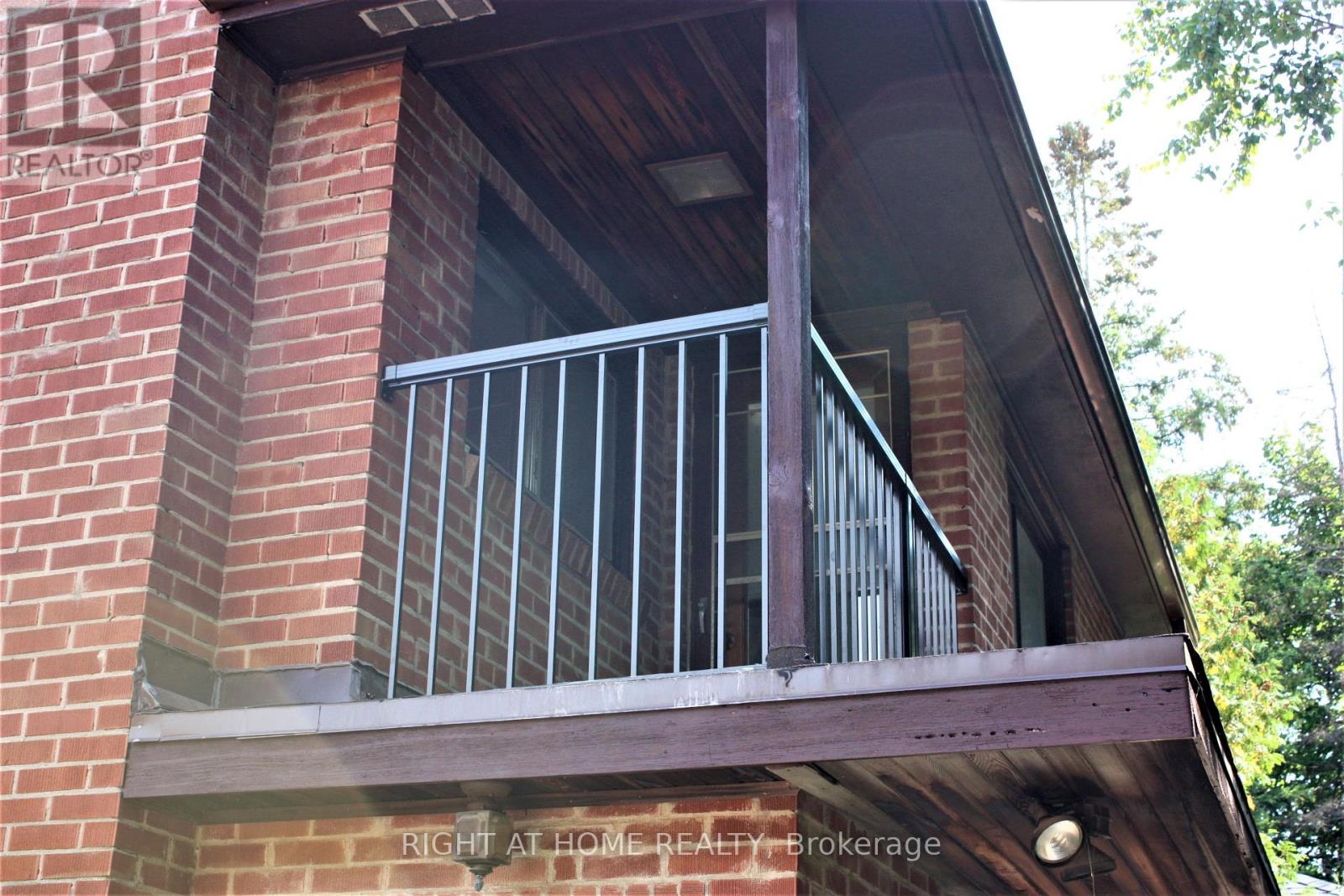 16 DUNNING CRESCENT, Toronto (Alderwood) — photo 10
