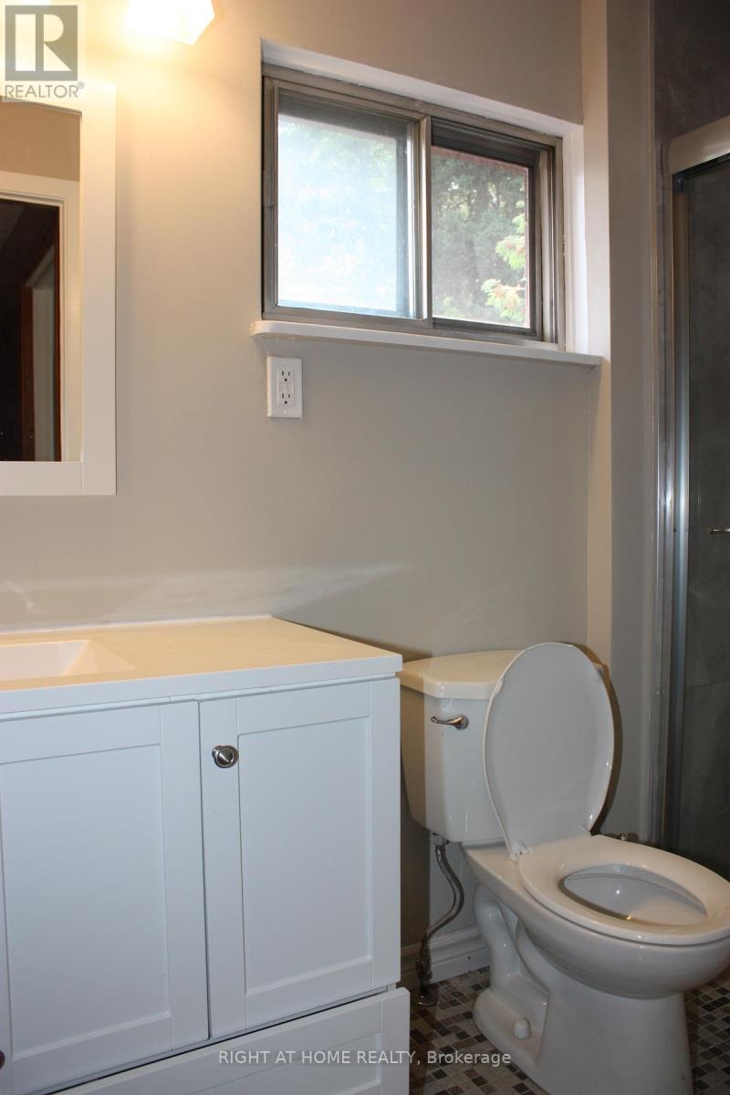 16 DUNNING CRESCENT, Toronto (Alderwood) — photo 7