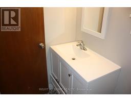16 Dunning Crescent, Toronto, ON M8W4S8 Photo 9