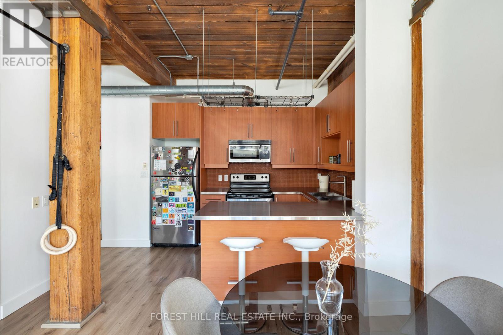 #105 2154 DUNDAS STREET W - Image 11