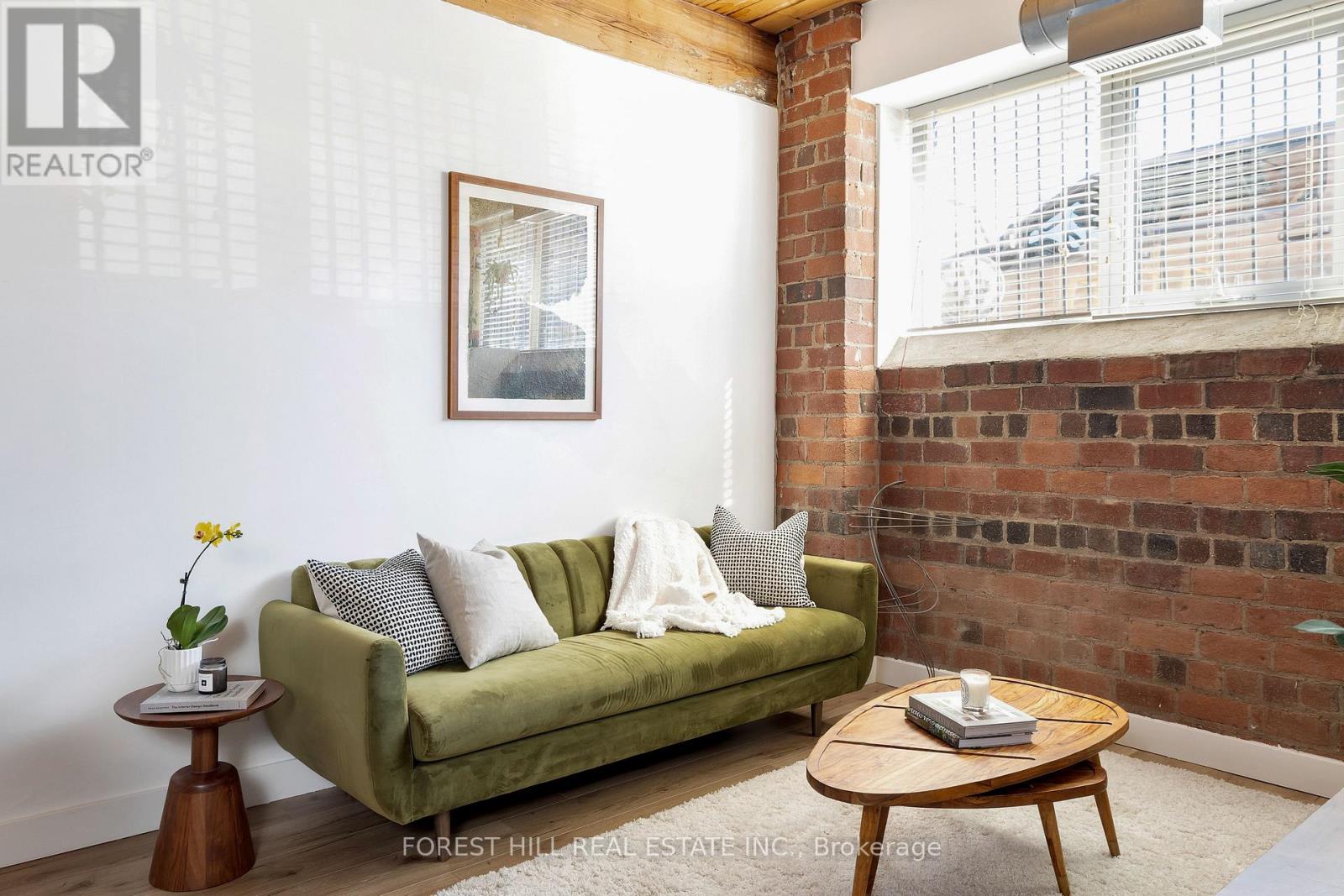 #105 2154 DUNDAS STREET W - 20