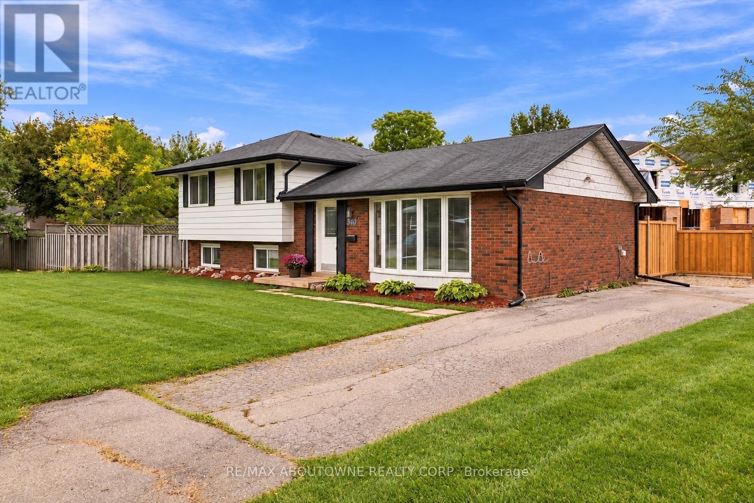 340 DUNCOMBE DRIVE - 2