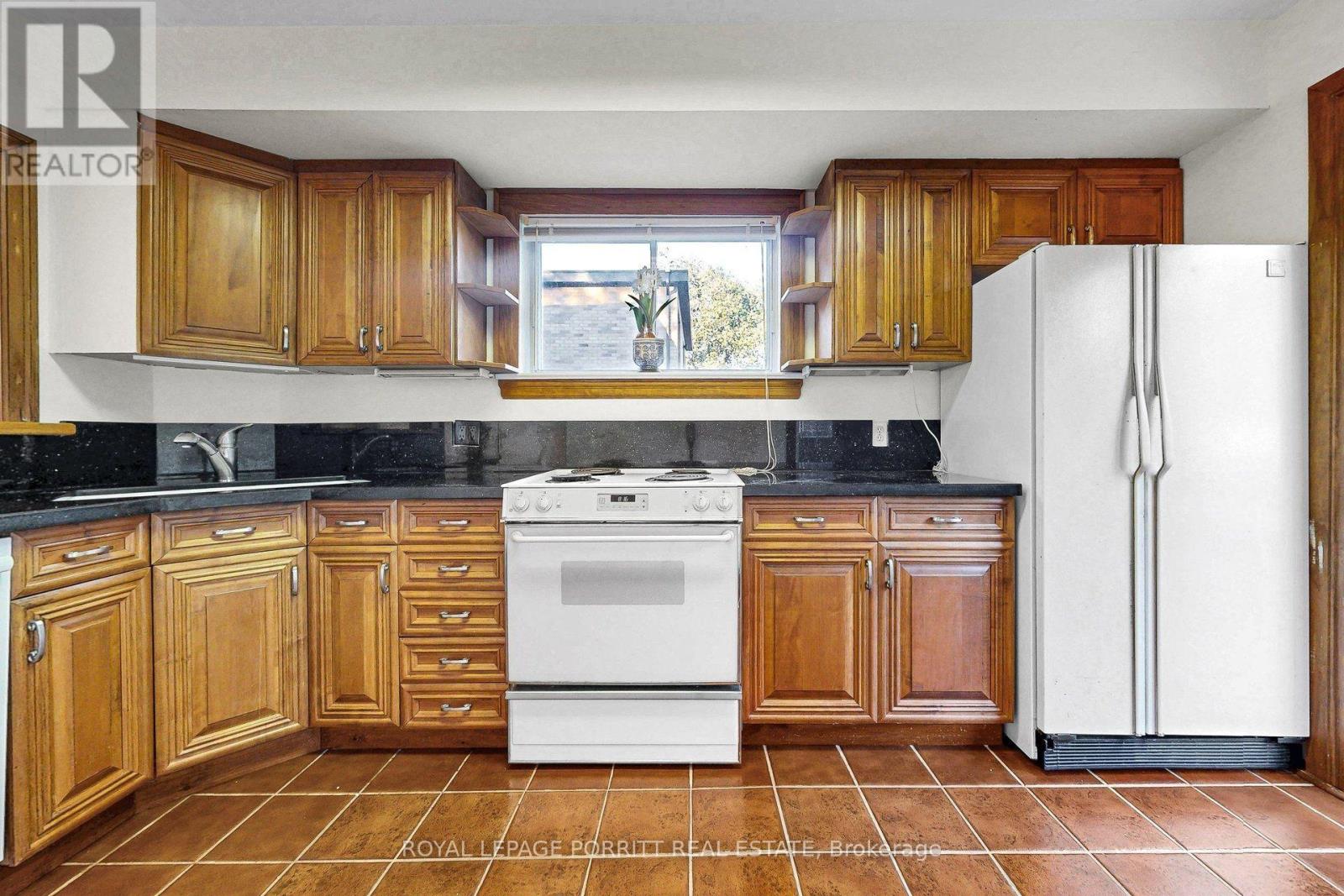 51 ARCADIAN CIRCLE, Toronto (Long Branch) — photo 10