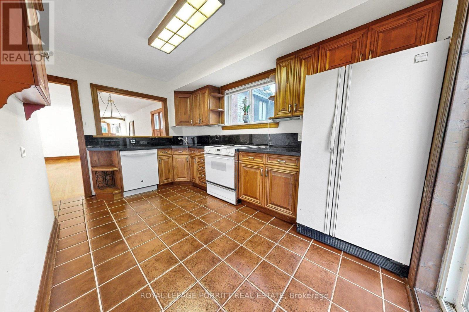 51 ARCADIAN CIRCLE, Toronto (Long Branch) — photo 11