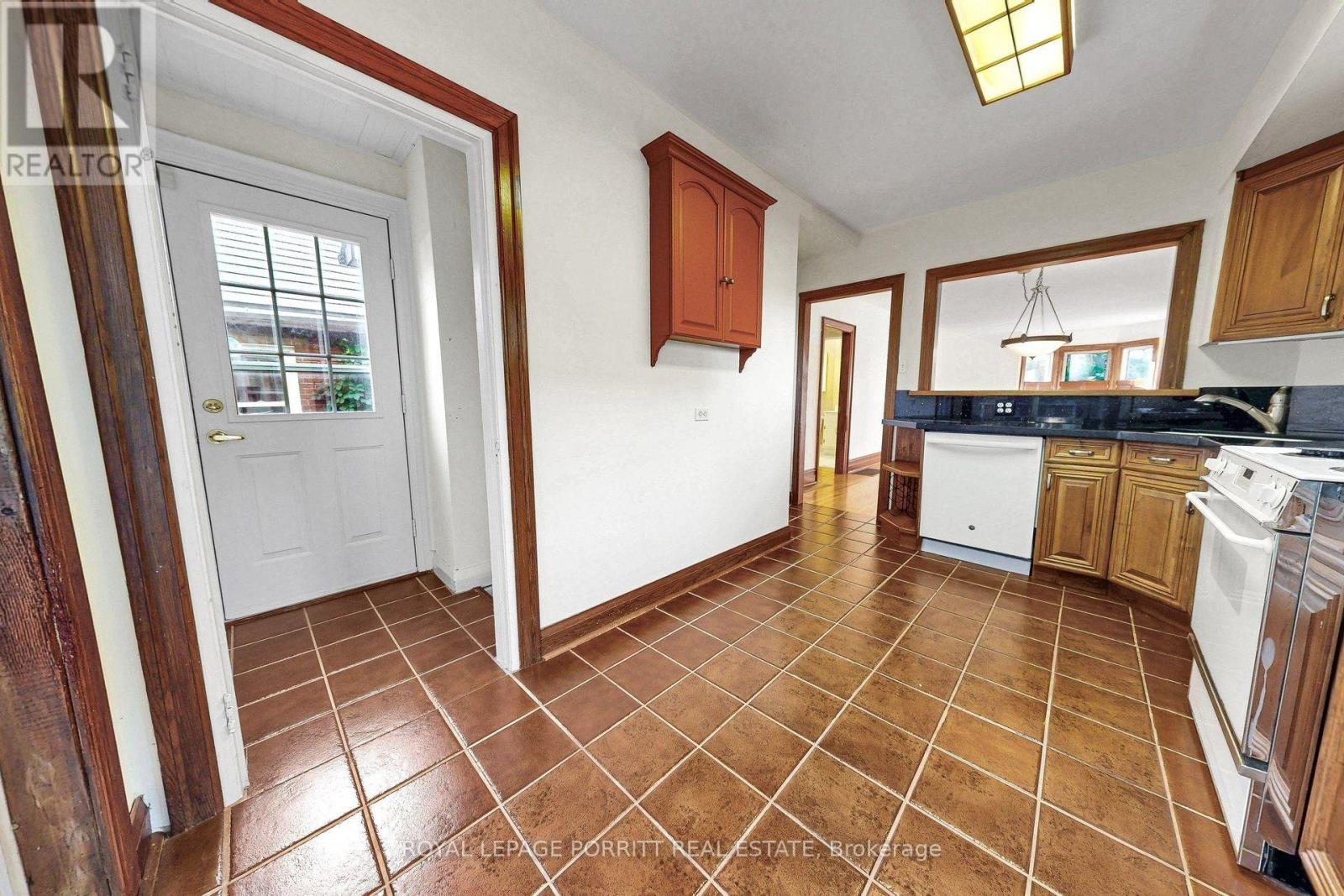 51 ARCADIAN CIRCLE, Toronto (Long Branch) — photo 12