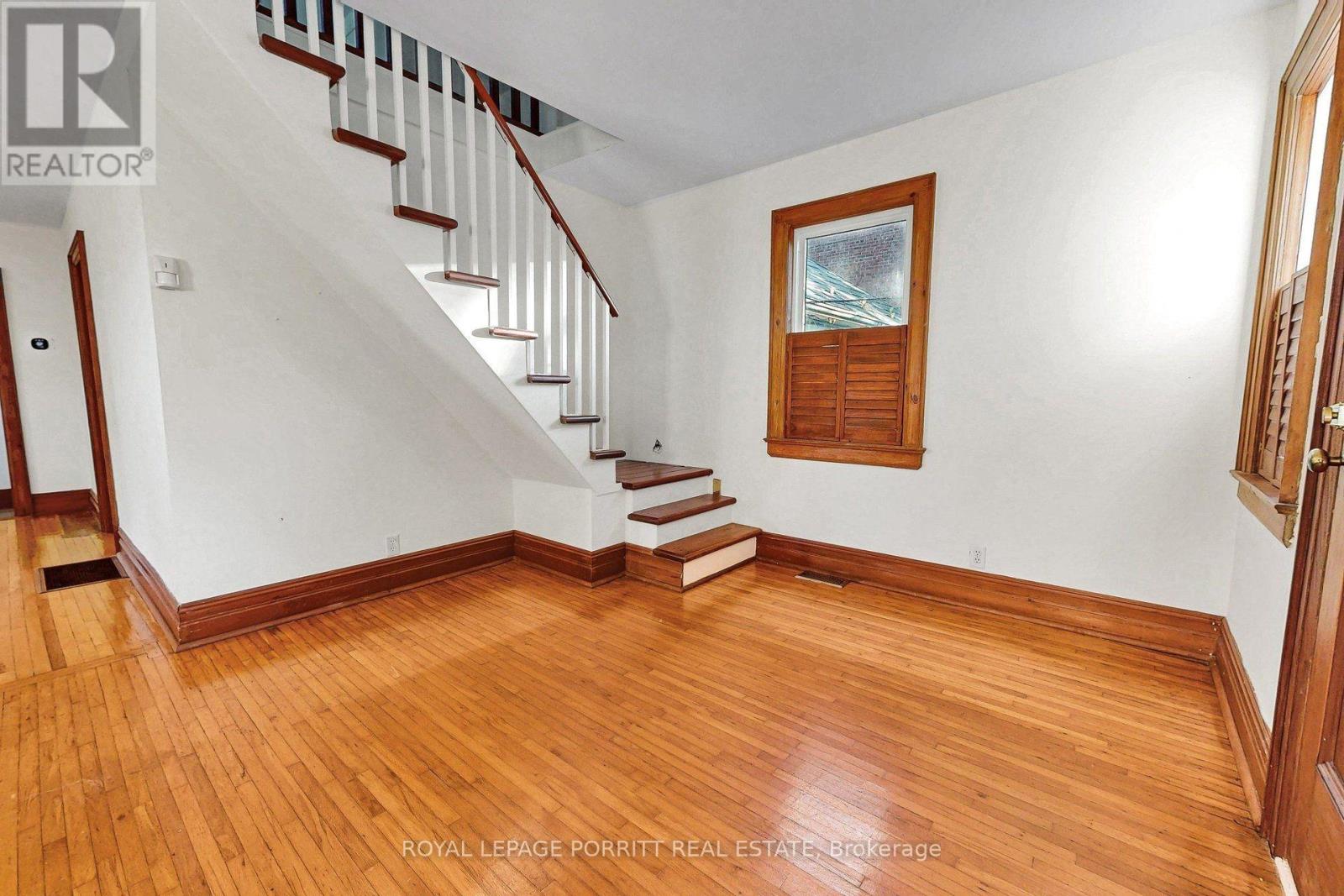 51 ARCADIAN CIRCLE, Toronto (Long Branch) — photo 3