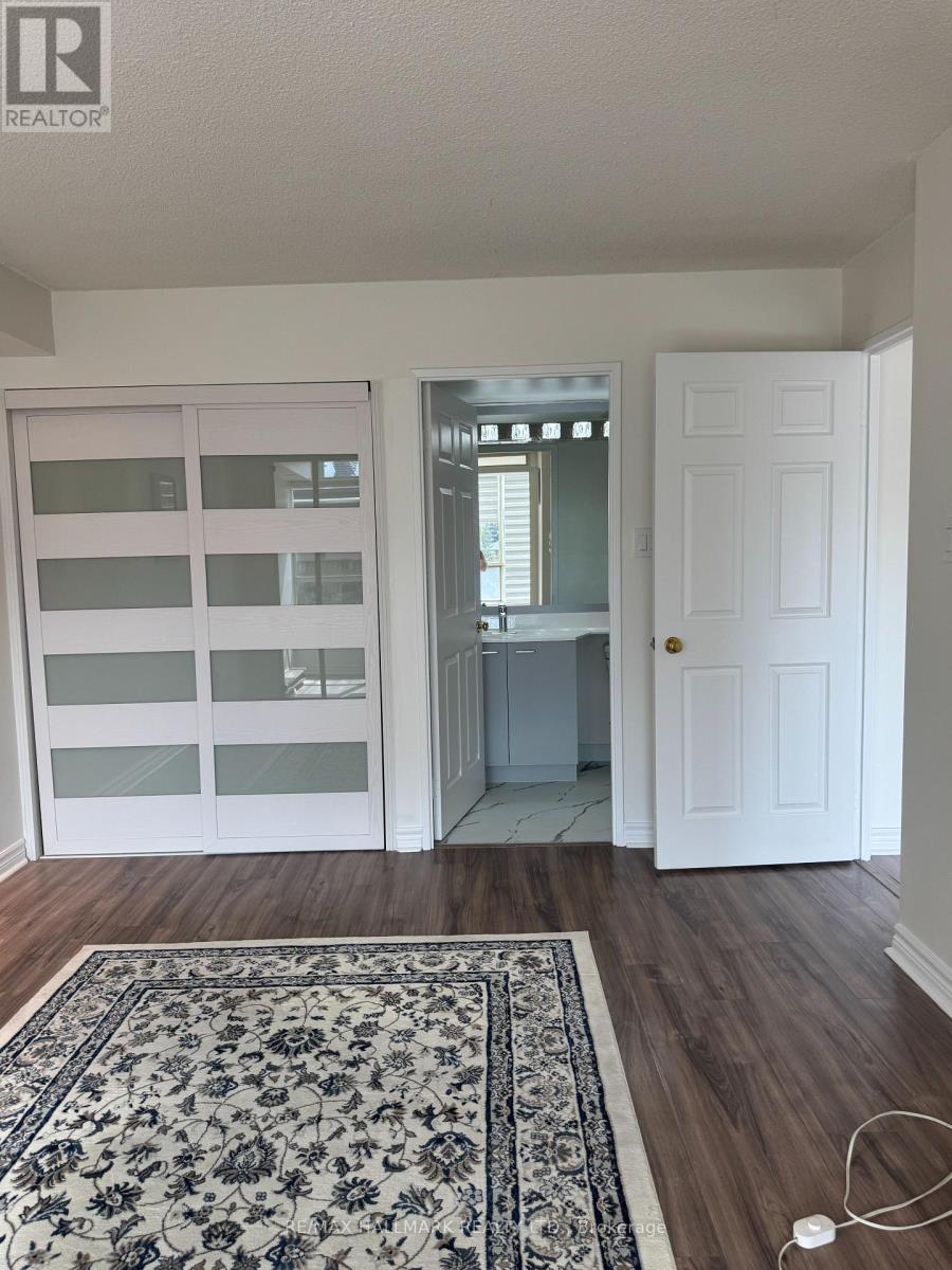 #501 55 ELM DRIVE W - Image 13