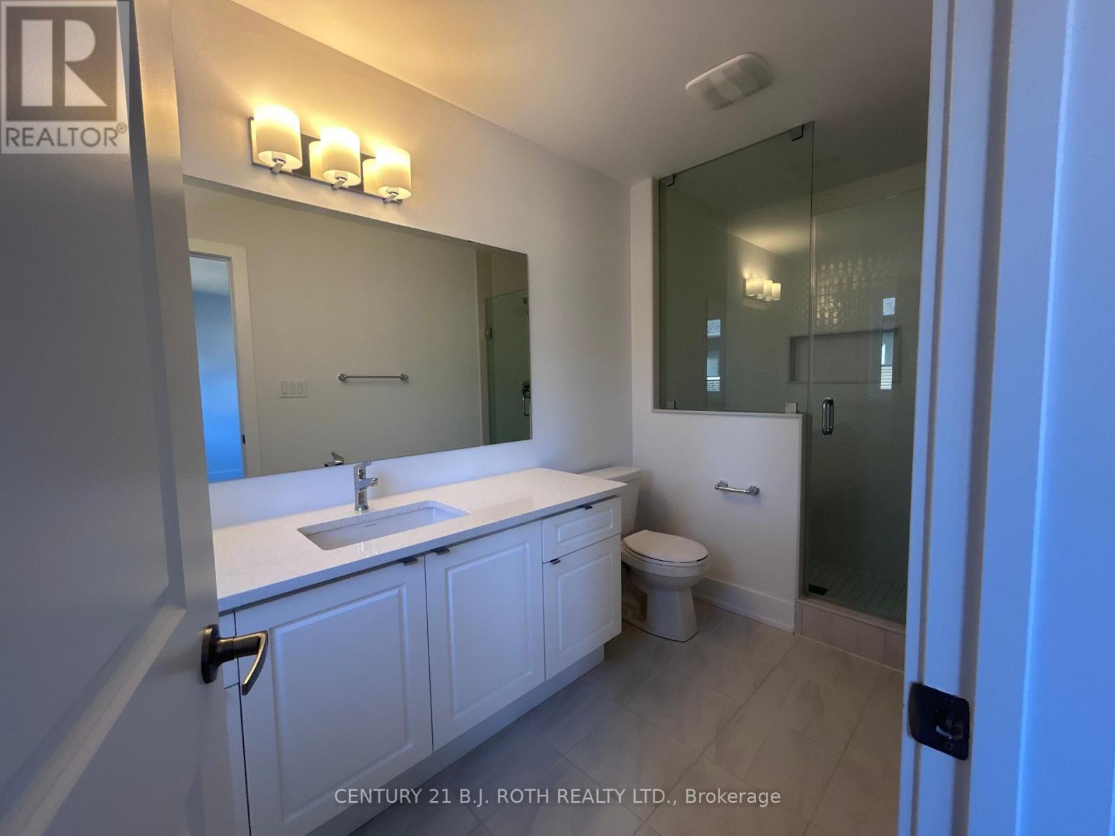 15 Milady Crescent — photo 21