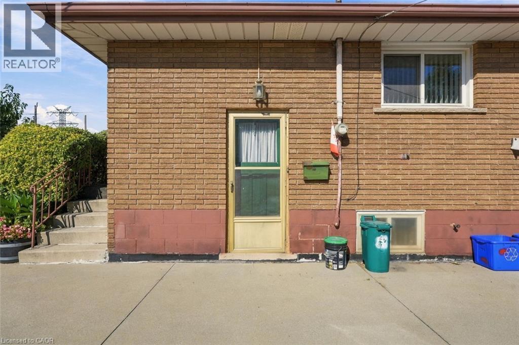 234 NORMANHURST Avenue - 30