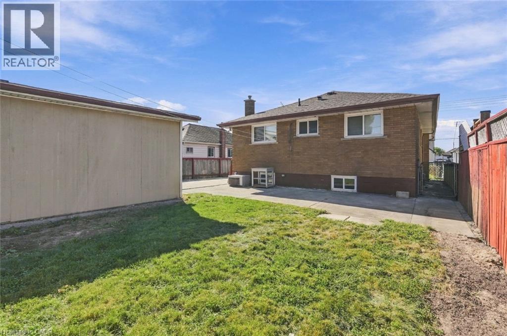234 NORMANHURST Avenue - Image 34