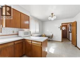 Kitchen - 234 Normanhurst Avenue, Hamilton, ON L8H5N2 Photo 10