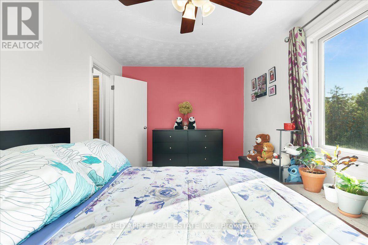 10 ARMSTRONG AVENUE - 15