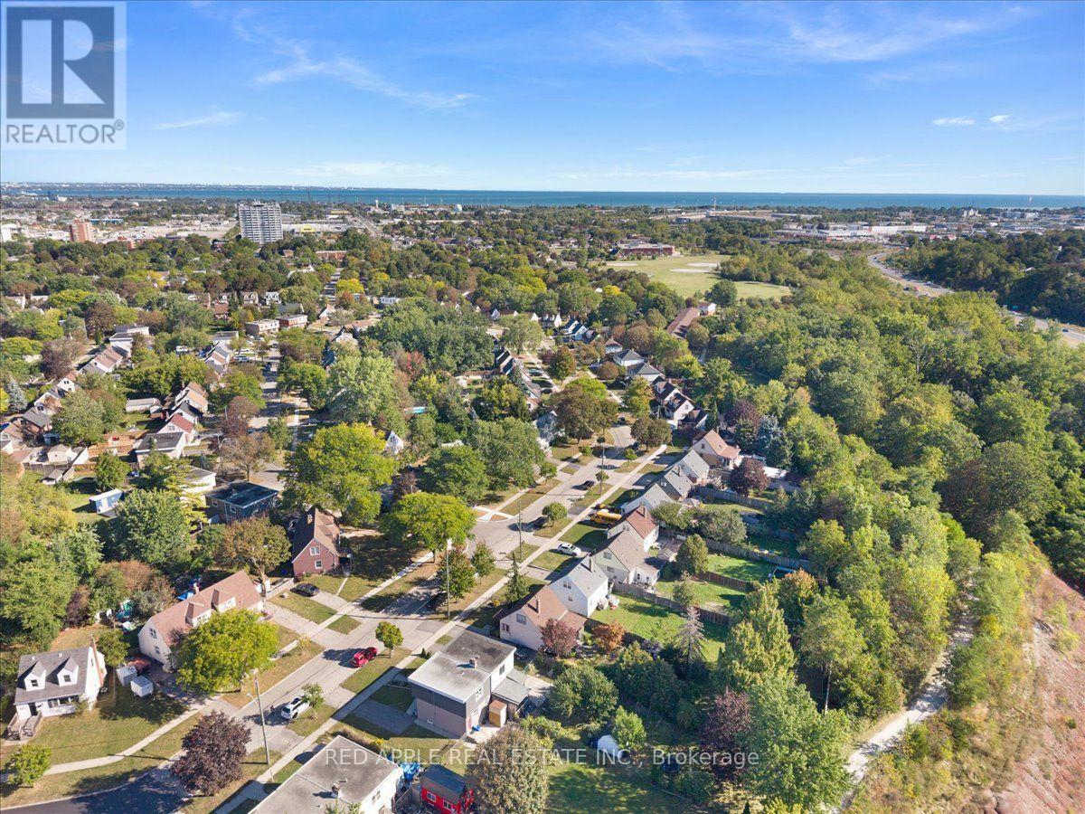 10 ARMSTRONG AVENUE - Image 30