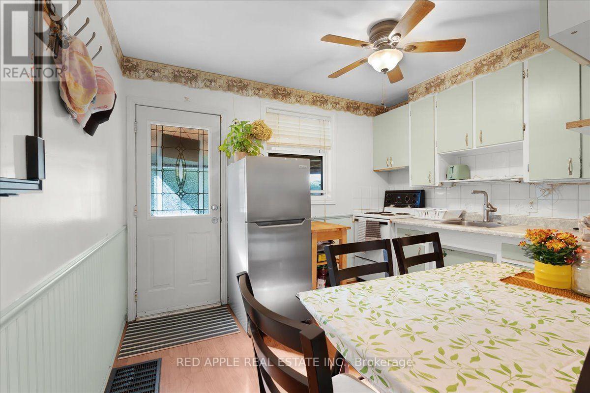 10 ARMSTRONG AVENUE, Hamilton (McQuesten) — photo 9